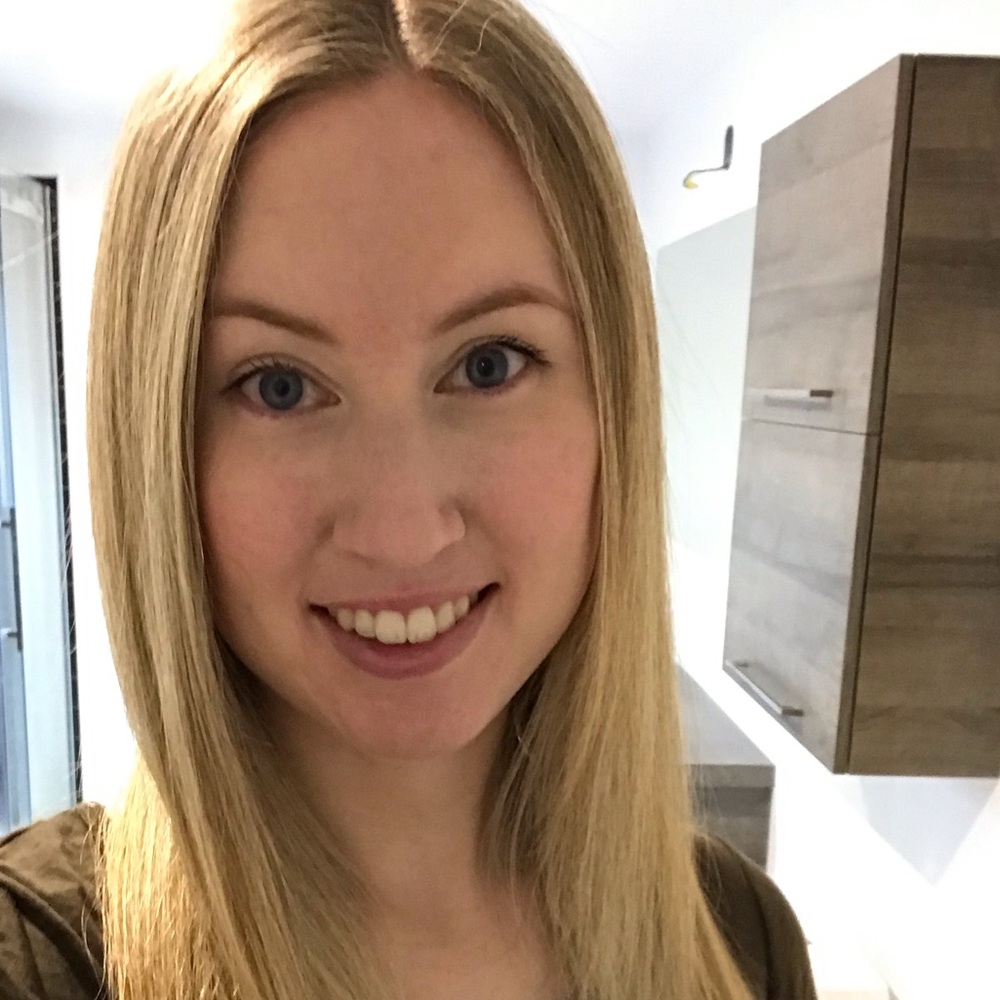 Meet your Posher, Valeria